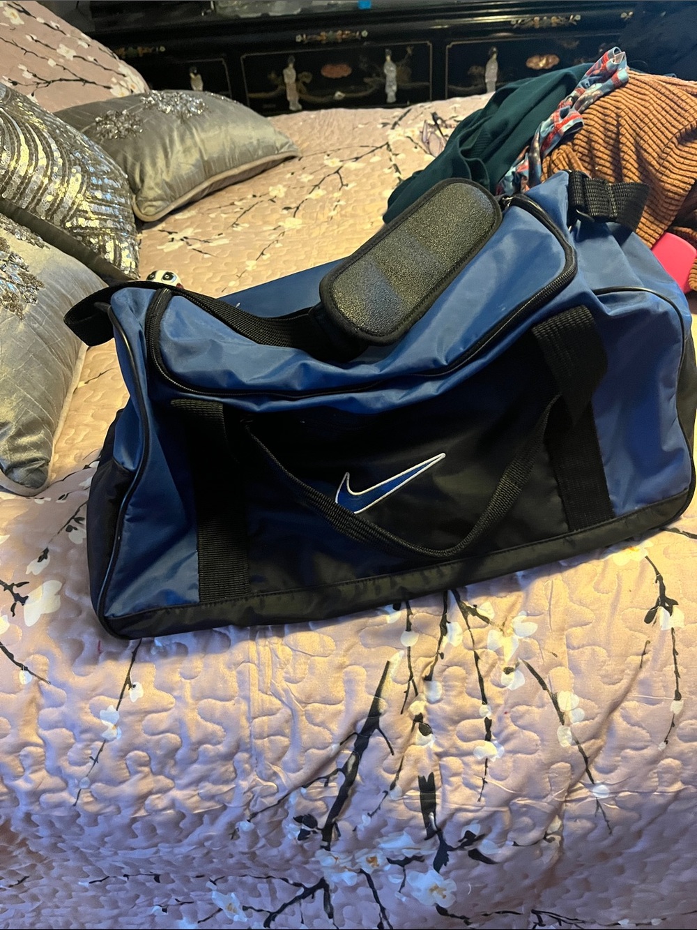 Nike Men’s Blue and Black Duffel Bag - Sport Travel Gym